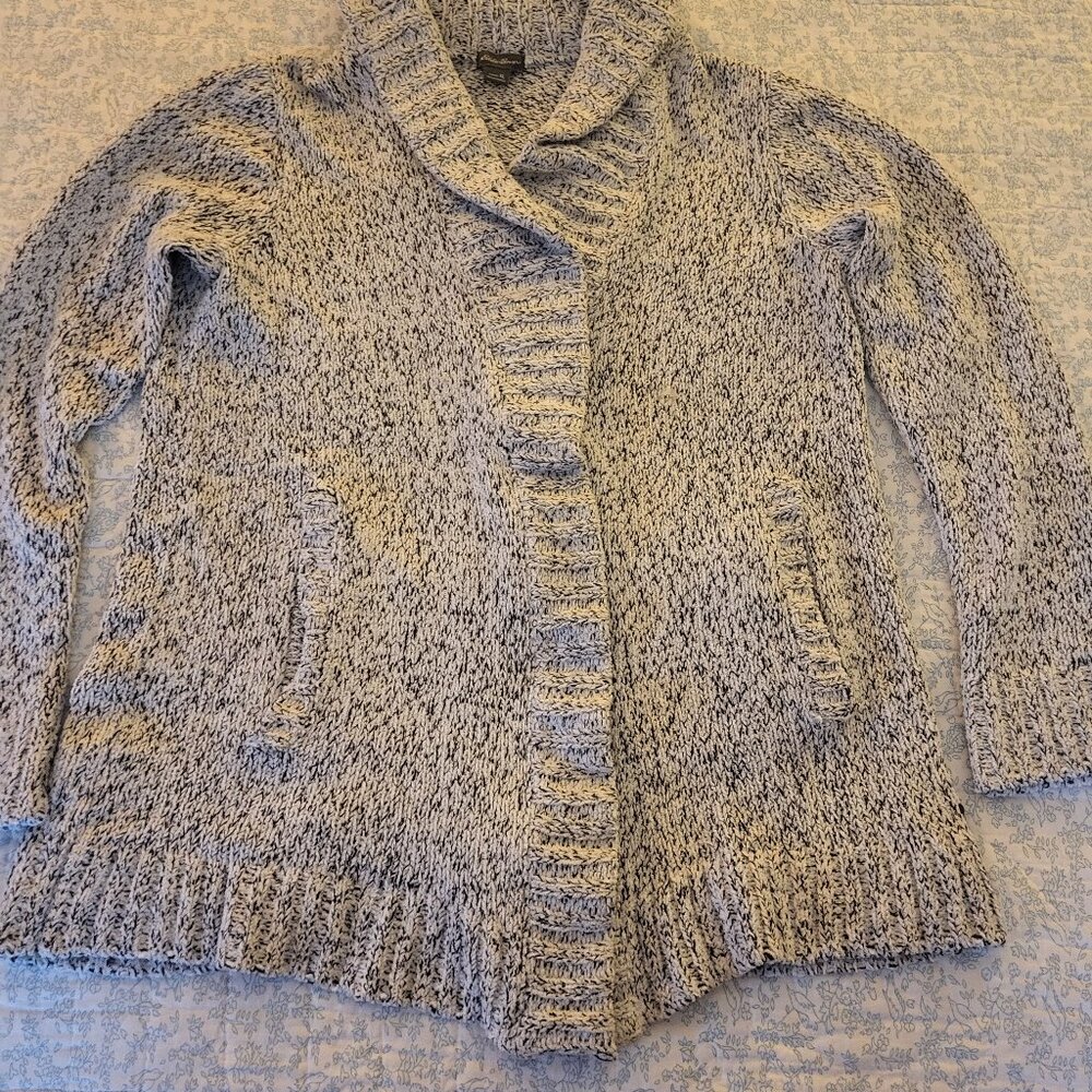 Eddie Bauer Womans gray sweater, Size XL,